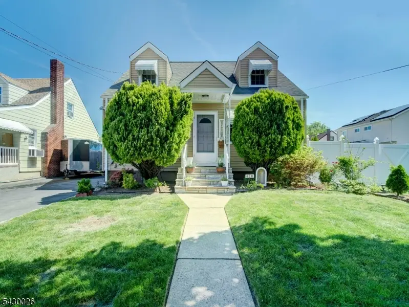 610 Laurita St, Linden, NJ 07036 - #2