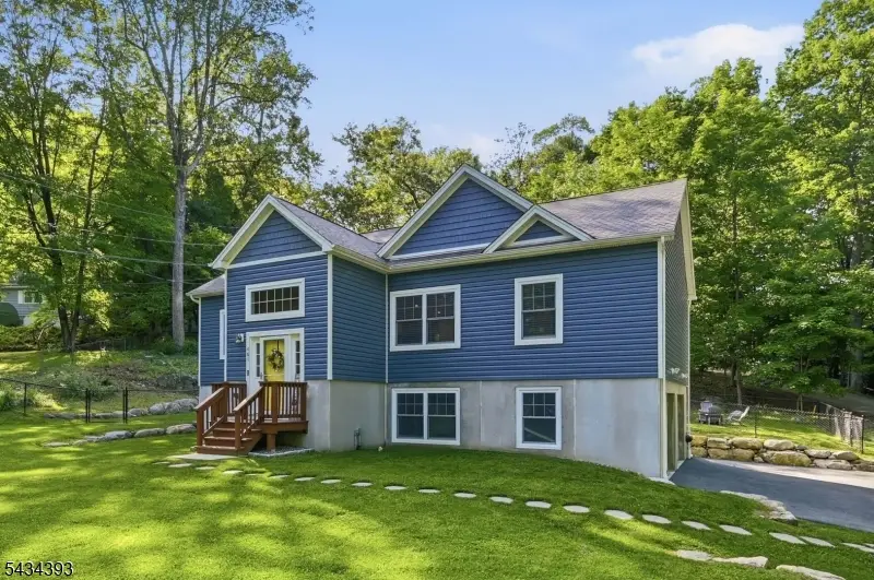 461 Westbrook Rd, Ringwood, NJ 07456 - #3