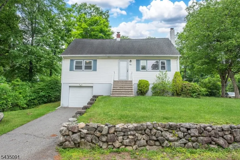 1 Aspen Rd, Ringwood, NJ 07456 - #1
