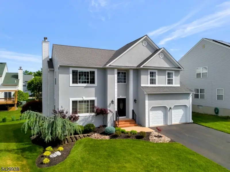 6 Sally Ct, Bradley Gardens, NJ 08807 - #3