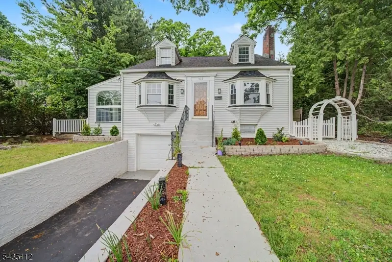 433 Louisa Ave, Wyckoff, NJ 07481 - #2
