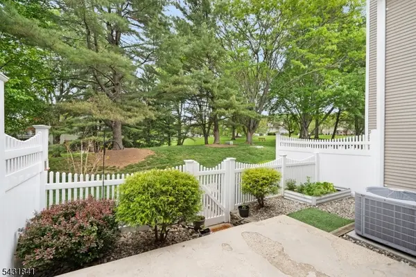 33 Crestmont Road, Bedminster Twp., NJ 07921