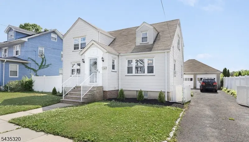 1100 Thomas St, Hillside, NJ 07205 - #2