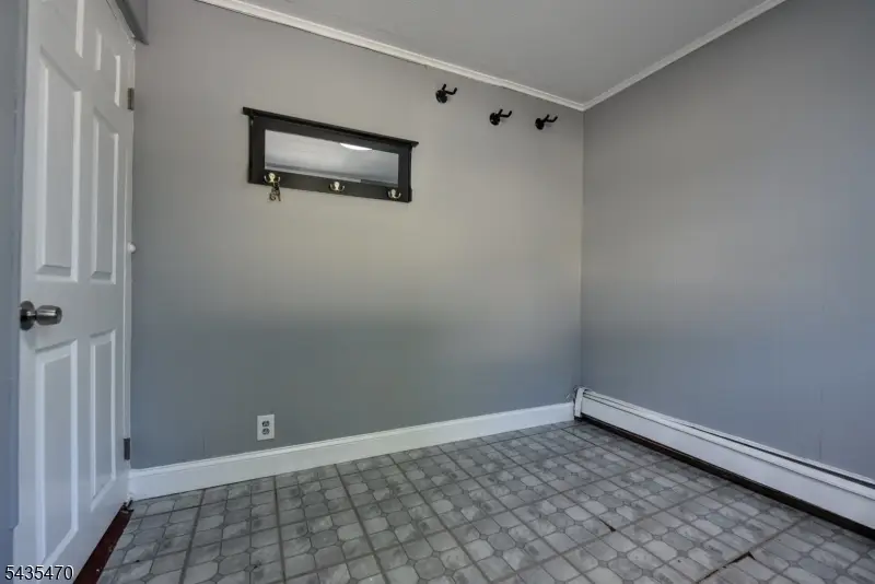 70 Newark Ave, Paterson, NJ 07503 - #3