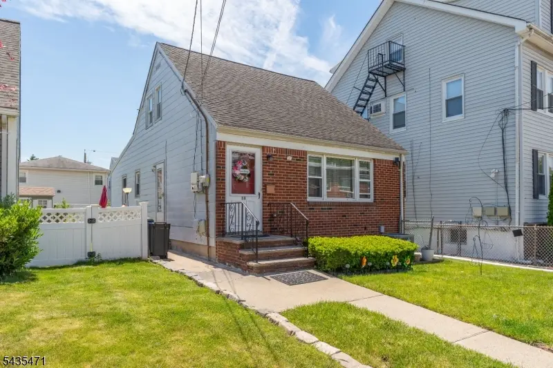 19 Albert St, North Arlington, NJ 07031 - #2