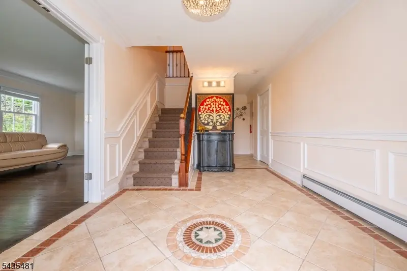 12 Rene Ct, Wayne, NJ 07470 - #2