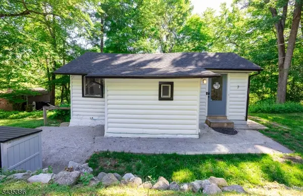 7 Birch Road, Vernon Twp., NJ 07461