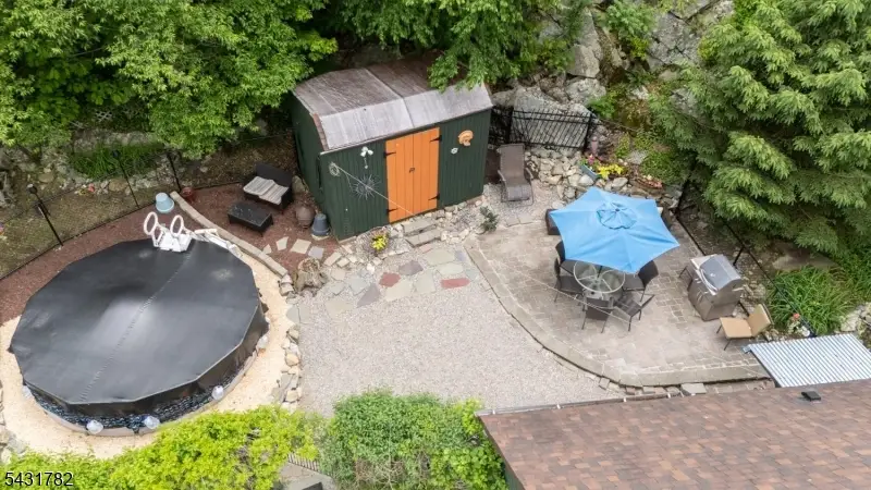 66 Fairlawn Dr, Upper Greenwood Lake, NJ 07480 - #2