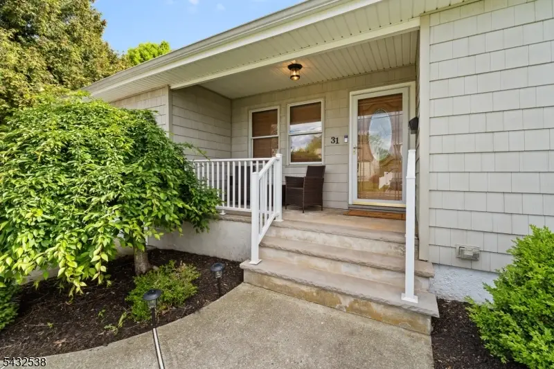 31 Middle Hill Rd, Colonia, NJ 07067 - #2