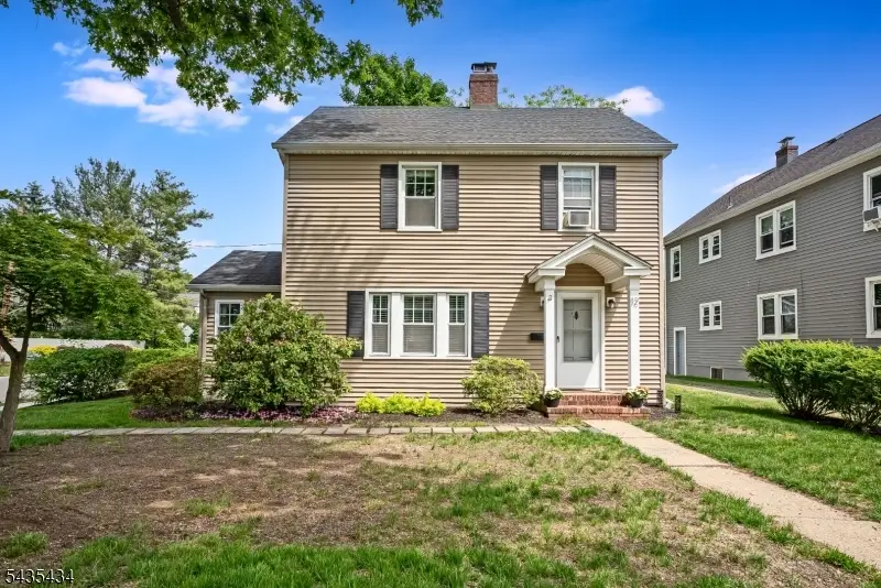 12 Raymond Rd, Morris, NJ 07960 - #3