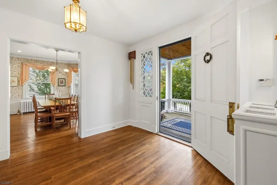 164 S Highwood Ave, Glen Rock, NJ 07452 - #3