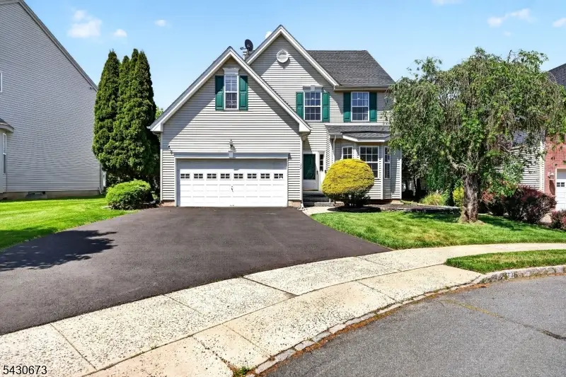 33 Schaal St, Bradley Gardens, NJ 08807 - #2