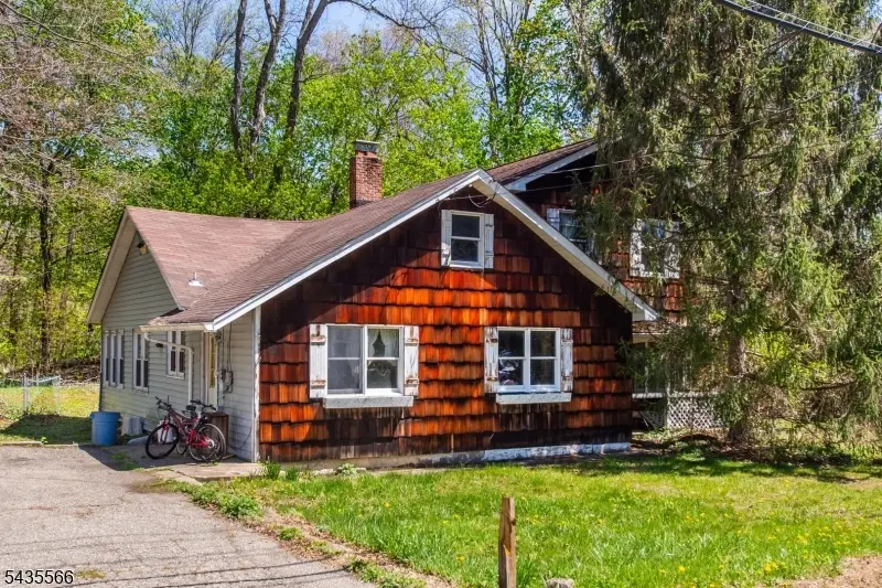 11 Greenbrook Dr, West Milford, NJ 07480 - #2
