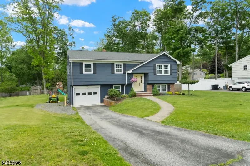 9 Partridge Ln, Lake Mohawk, NJ 07871 - #3