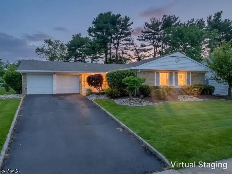 117 Idolstone Ln, Strathmore, NJ 07747 - #3