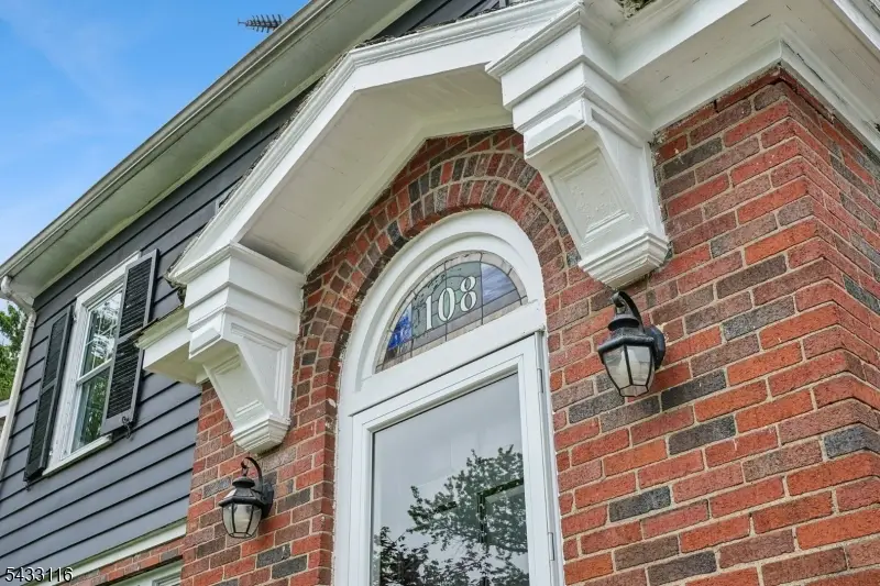 108 Oakview Ave, Maplewood, NJ 07040 - #2