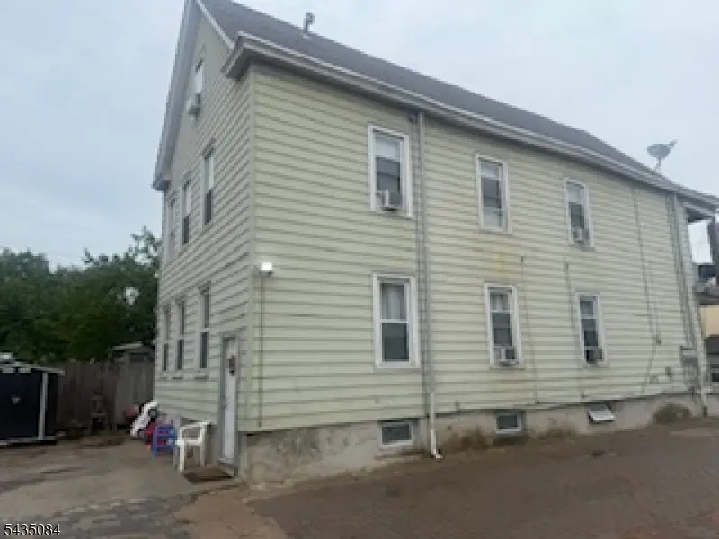 936 E 19th St, Paterson, NJ 07501 - #2