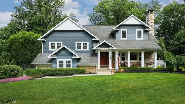 244 Pembrook Rd, Mountainside Boro, NJ 07092