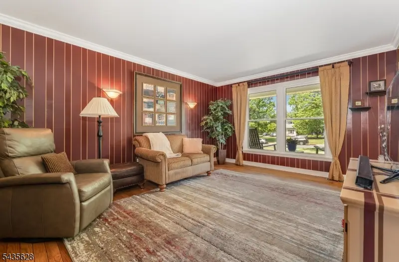 3 Ewing Drive, Raritan, NJ 08822 - #3