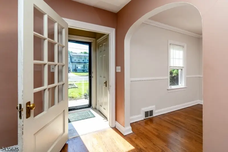 551 Winsor St, Bound Brook, NJ 08805 - #2