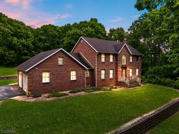 136 Henderson Rd, West Milford Twp., NJ 07460