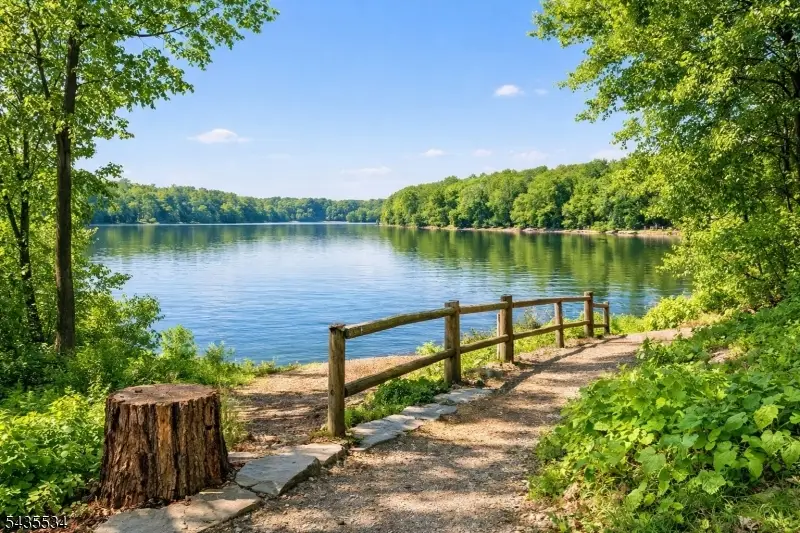 7 Woodbine Ln, Lake Mohawk, NJ 07871 - #2