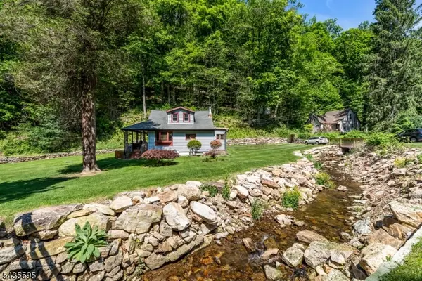 145 Millbrook Rd, Franklin Twp., NJ 07882