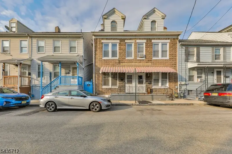 135 Mercer St, Phillipsburg, NJ 08865 - #3
