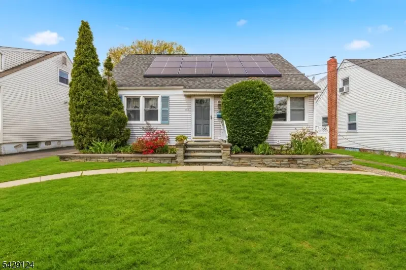 743 Coles St, Maywood, NJ 07607 - #1