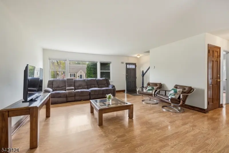 743 Coles St, Maywood, NJ 07607 - #2