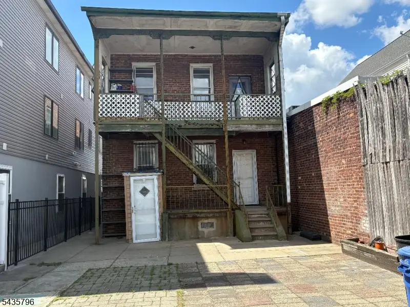 94 Elm Rd, Newark, NJ 07105 - #2