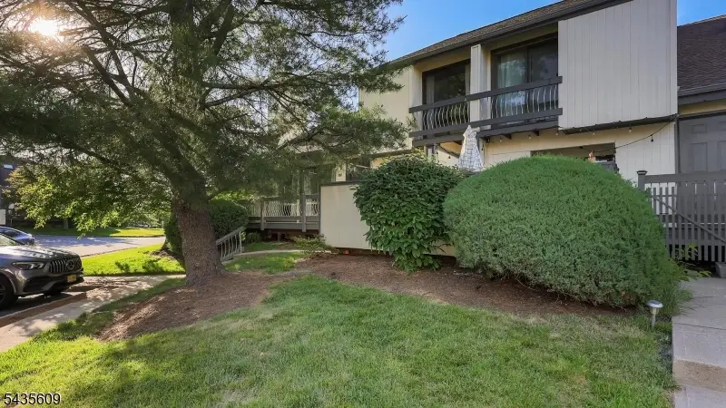 288 Crabtree Ct, Basking Ridge, NJ 07920 - #2