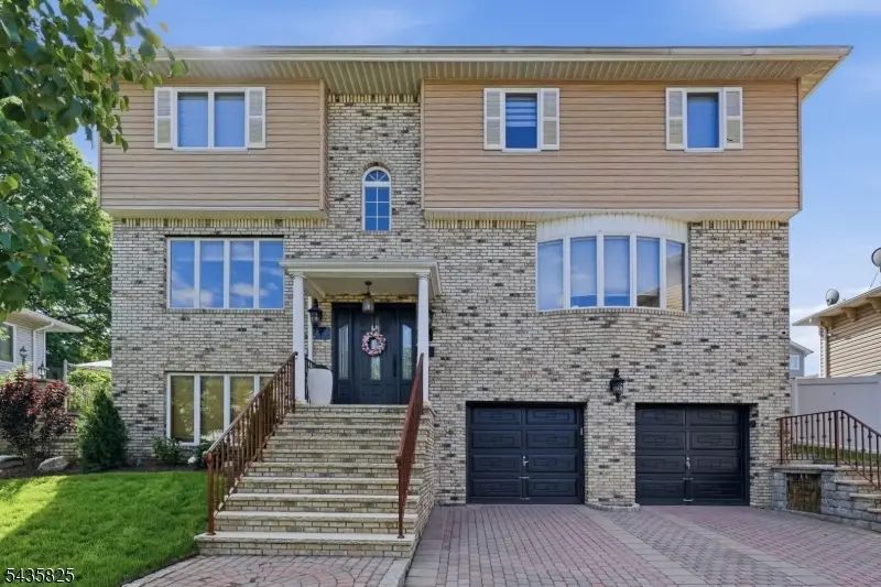 54 William St, North Arlington, NJ 07031 - #2
