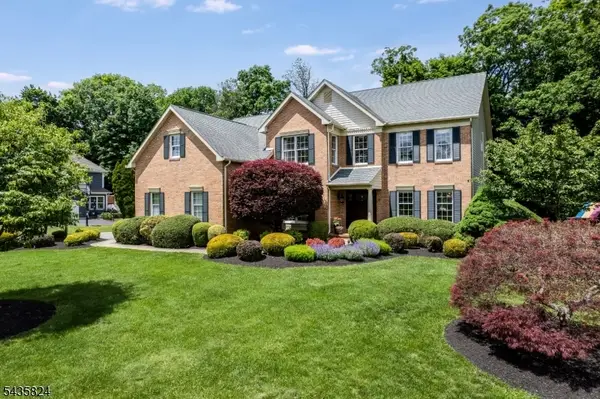 15 Ammerman Way, Chester Boro, NJ 07930