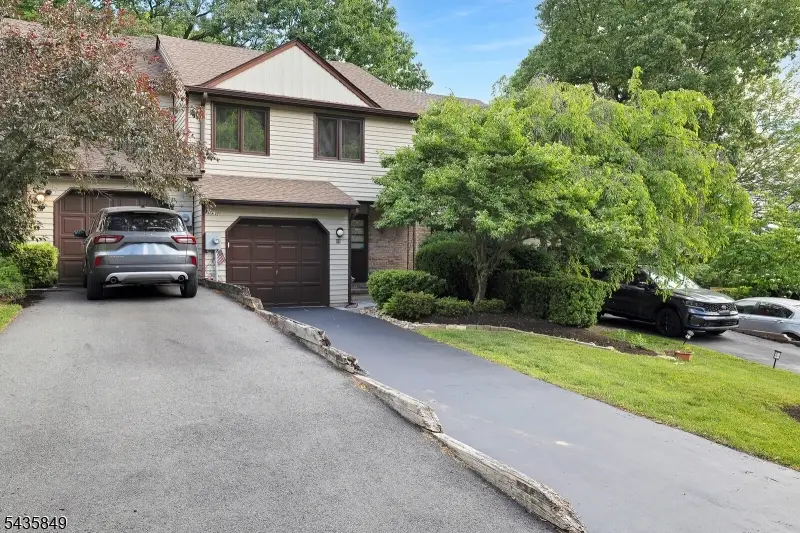89 Stockton Ct, Parsippany Troy Hills, NJ 07950 - #2