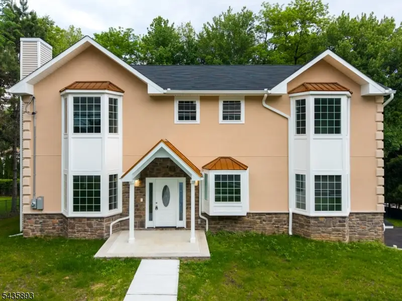 418 East Ave, Northvale, NJ 07647 - #2