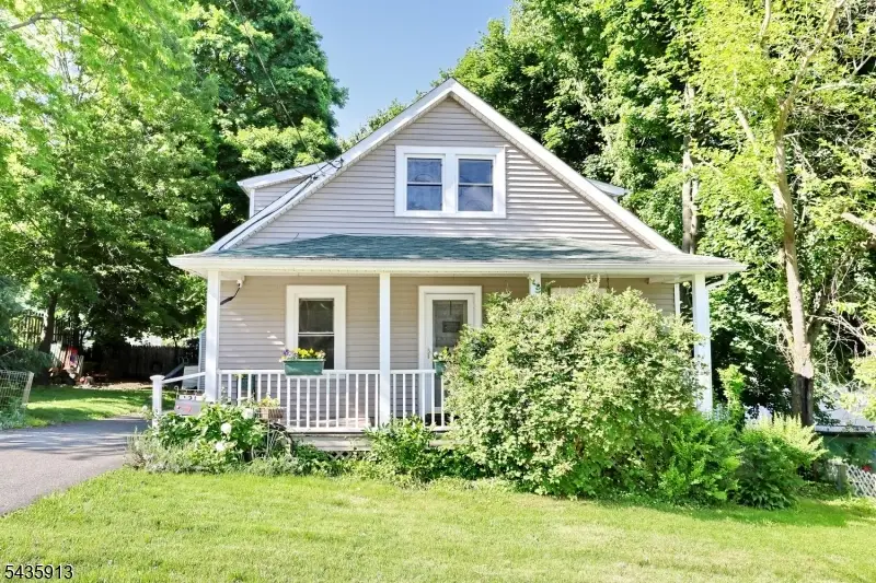 121 Wilmuth St, Mahwah, NJ 07430 - #1