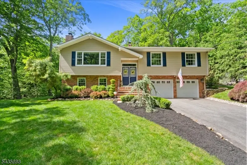 2 Glen Ter, Montville, NJ 07045 - #1