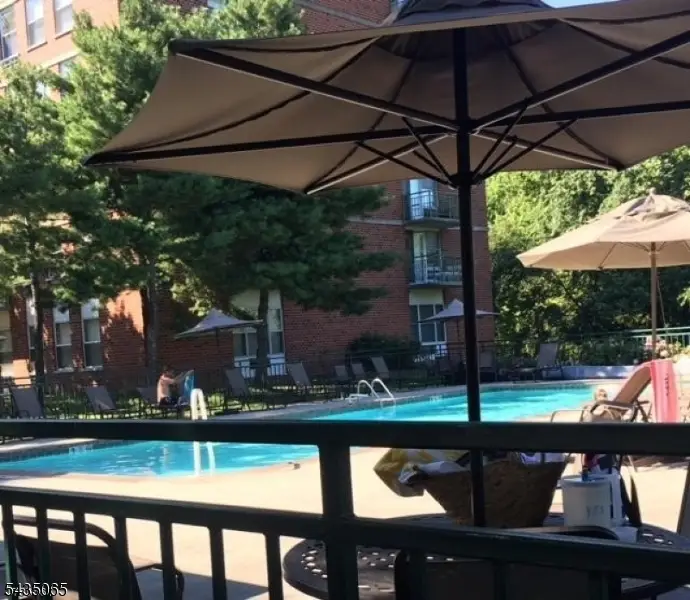 240 Main St Unit 303 #303, Singac, NJ 07424 - #2