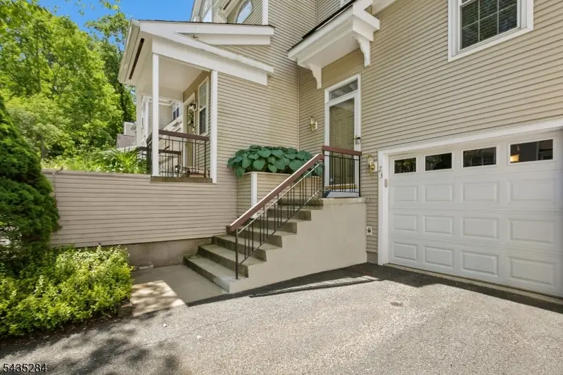 23 Rushmore Ln, Allamuchy, NJ 07840 - #2