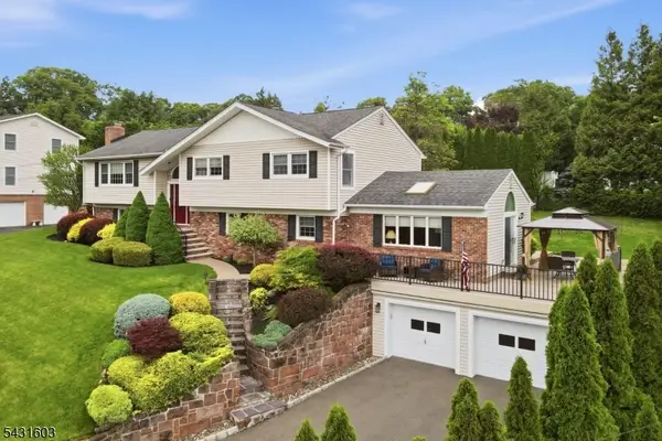 17 Kiowa, Oakland Boro, NJ 07436