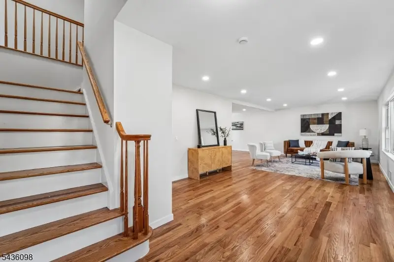 14 Witkowski Way, Wayne, NJ 07470 - #2