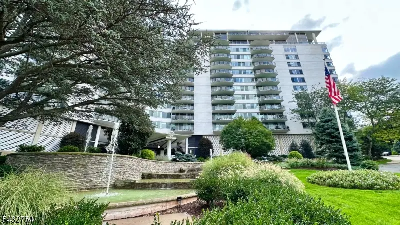1 Claridge Dr Apt 1000 #1000, Verona, NJ 07044 - #1