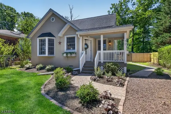 70 Berkley Ave, Woodbridge Twp., NJ 07067