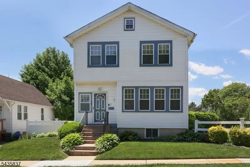 17 Wellesley St, Maplewood, NJ 07040 - #2