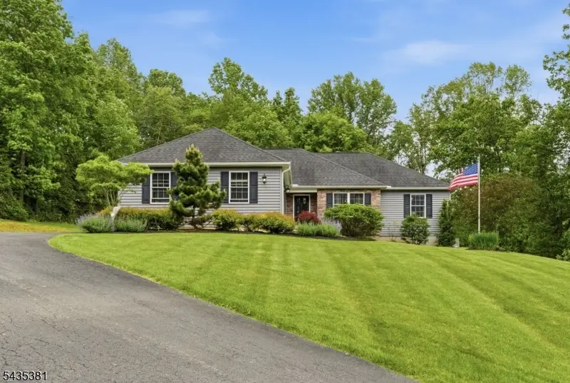 309 Turkey Top Rd, Lebanon, NJ 07865 - #1