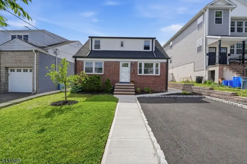 91 Charles St, Belleville, NJ 07109 - #2