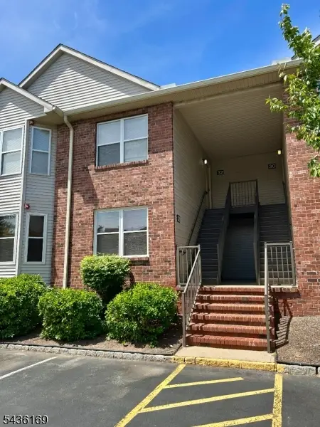 32 Rebecca Rd, East Hanover, NJ 07936 - #1
