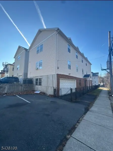 26 Clinton Pl, Newark, NJ 07108 - #2