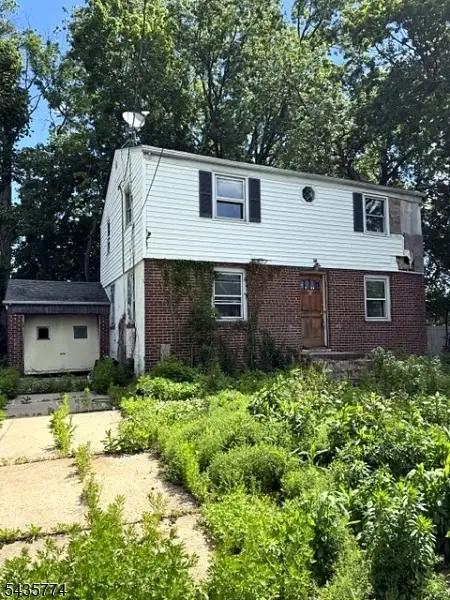 416 Alexander Ave, Linden, NJ 07036 - #2